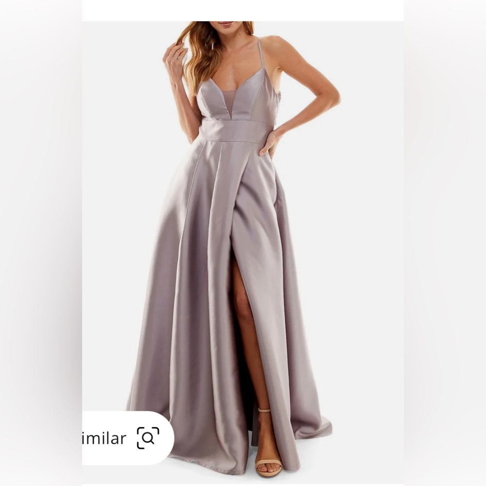 Women’s Faux Wrap Mesh Inset Evening Dress with lace detail back NWT. Size 3.